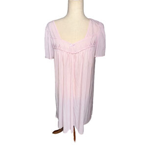 Miss Elaine pink gown lace embroidery size medium vintage inspired